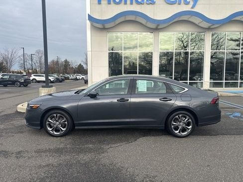 Used 2023 Honda Accord EX image 5