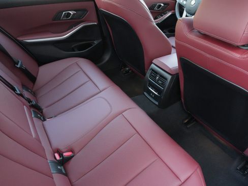 Used 2024 BMW 330i Sedan RWD image 33