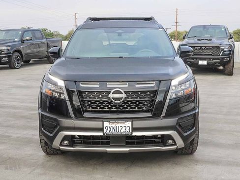 Used 2025 Nissan Pathfinder Rock Creek AWD/4WD image 3
