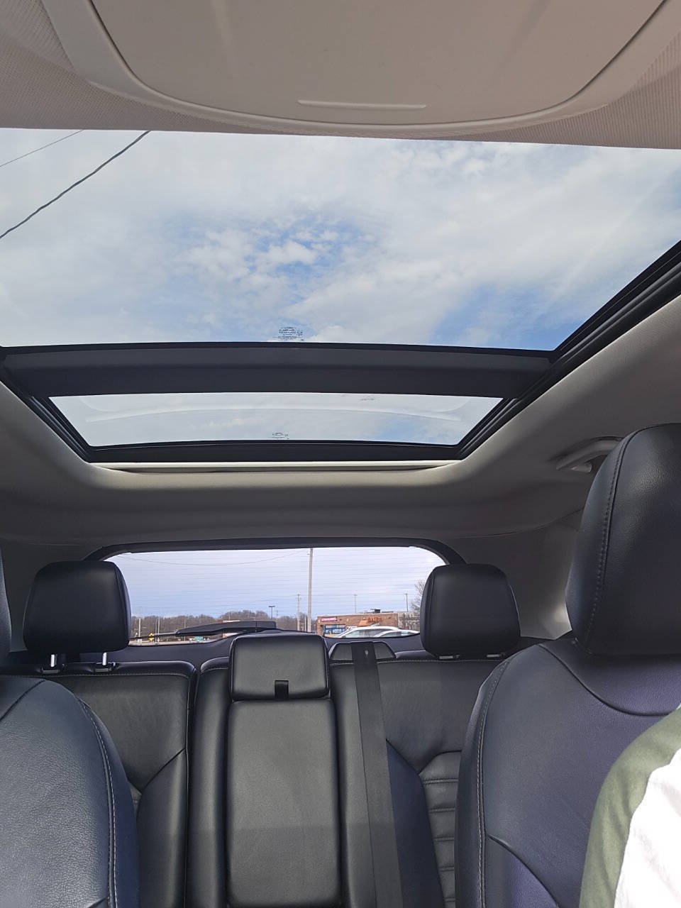 Used 2016 Ford Edge SEL w/ Equipment Group 201A FWD image 11