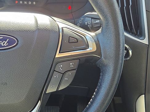 Used 2024 Ford Edge SEL image 21