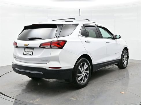 Used 2024 Chevrolet Equinox Premier image 7