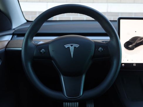 Used 2022 Tesla Model Y Performance AWD/4WD image 28
