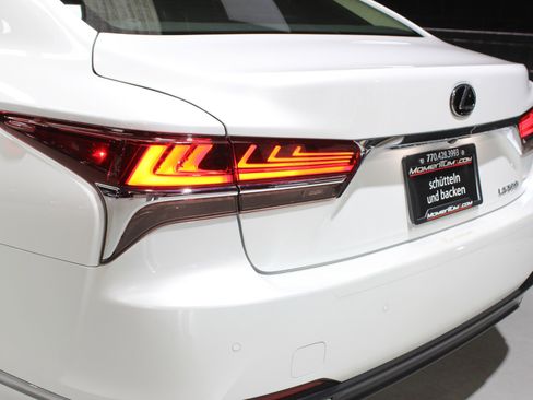 Used 2020 Lexus LS 500 w/ Luxury Package image 14