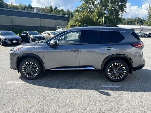New 2026 Nissan Rogue Platinum AWD/4WD image 4