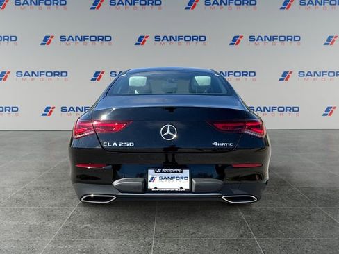 Used 2023 Mercedes-Benz CLA 250 4MATIC image 4