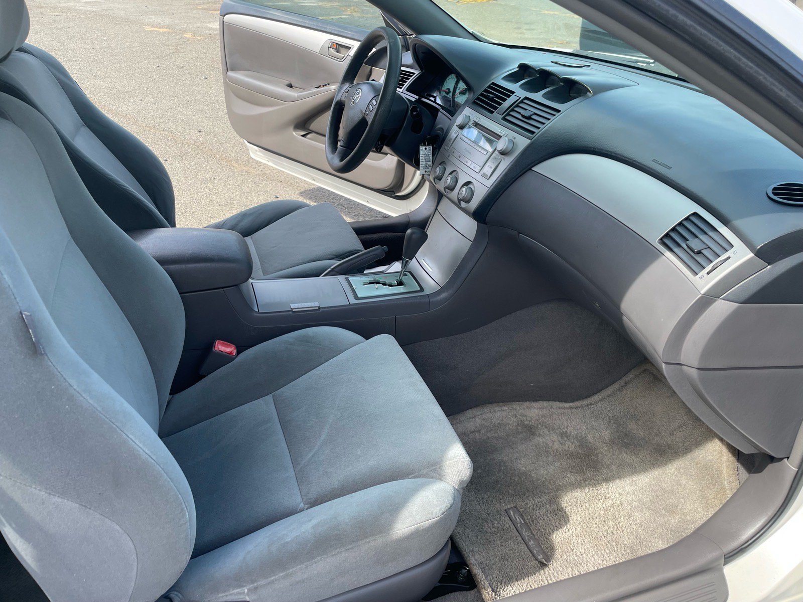 Used 2005 Toyota Solara SE FWD image 11