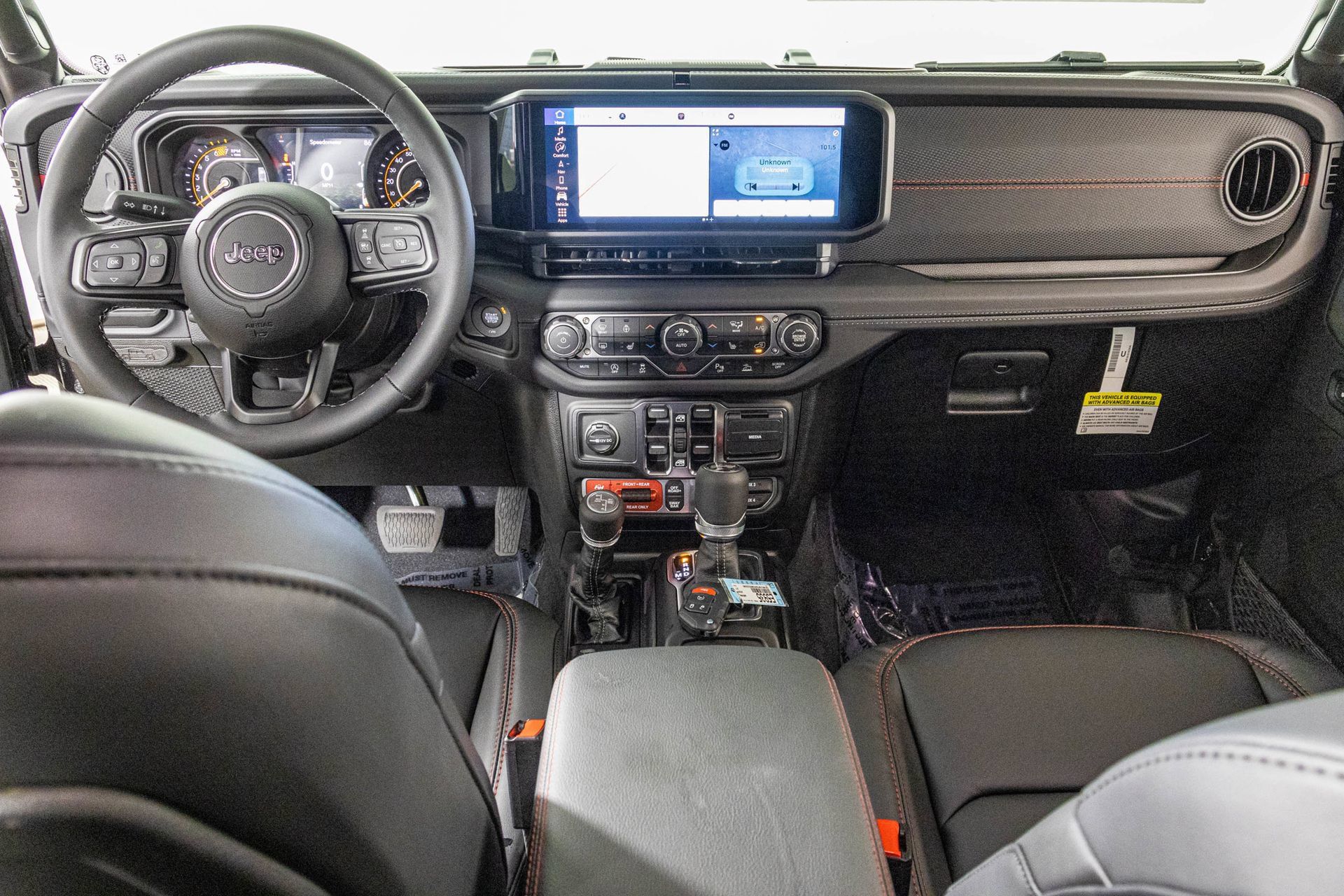 New 2027 Jeep Wrangler Unlimited Rubicon AWD/4WD image 24