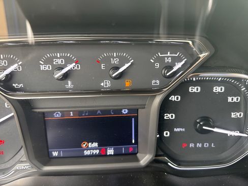 Used 2021 GMC Sierra 1500 Elevation w/ Preferred Package AWD/4WD image 14