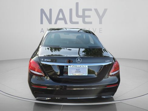 Used 2020 Mercedes-Benz E 350 Sedan image 4