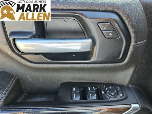 Used 2021 Chevrolet Silverado 1500 LT Trail Boss w/ Convenience Package II AWD/4WD image 22
