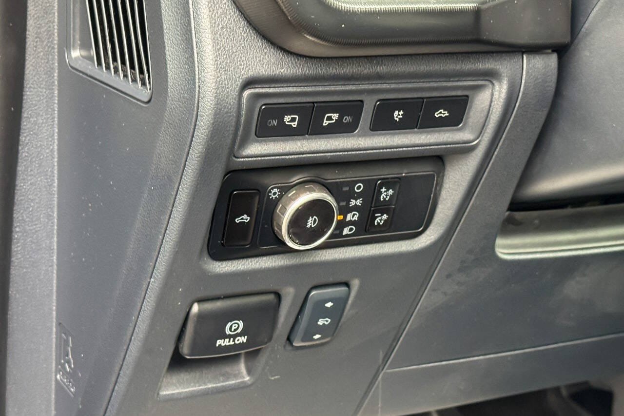 Used 2024 Ford F150 Raptor AWD/4WD image 36