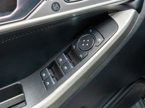 Used 2020 Ford Explorer Limited image 15