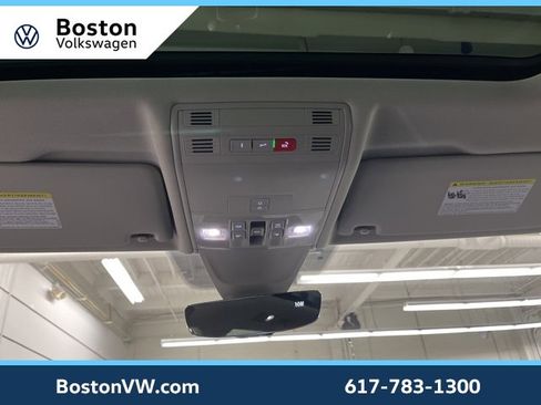 Certified 2022 Volkswagen Tiguan SE image 26