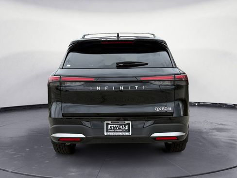 Certified 2026 INFINITI QX60 Luxe w/ Family Package image 18
