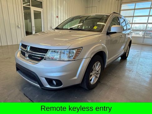 Used 2014 Dodge Journey SXT w/ Flexible Seating Group image 8