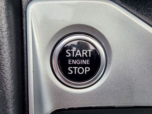 Used 2025 Nissan Altima 2.5 SV FWD image 21