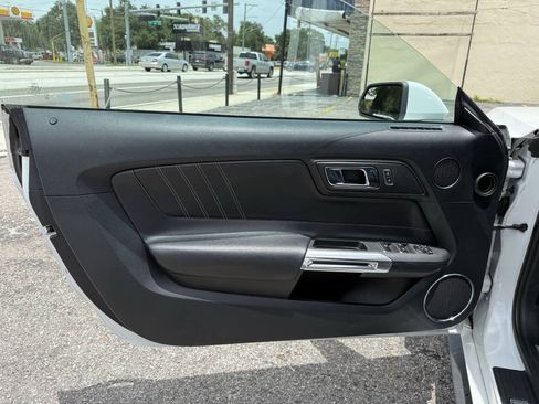 Used 2015 Ford Mustang Premium RWD image 11
