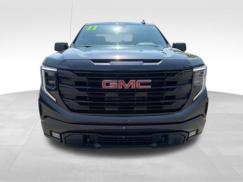 Used 2022 GMC Sierra 1500 Elevation AWD/4WD image 2