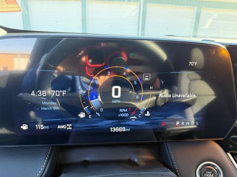 Used 2025 Chevrolet Equinox LT w/ Safety and Technology Package AWD/4WD image 23