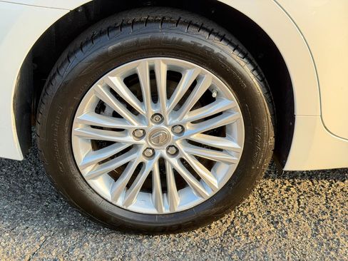 Used 2015 Lexus ES 350 w/ Luxury Package FWD image 89