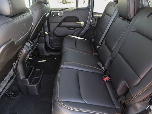 New 2026 Jeep Wrangler Unlimited Sahara AWD/4WD image 19
