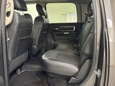 Used 2018 RAM 2500 Laramie w/ Convenience Group image 24