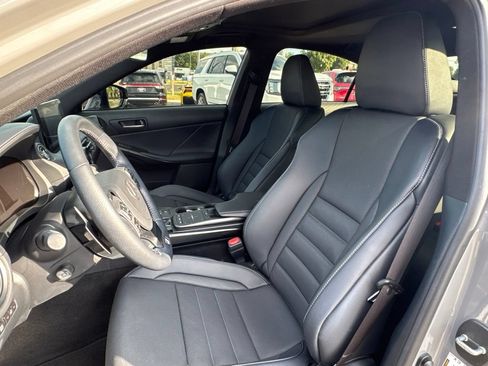 Used 2025 Lexus IS 350 F Sport RWD image 13