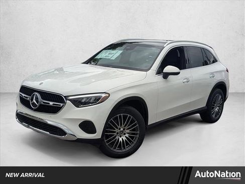Used 2026 Mercedes-Benz GLC 300 4MATIC image 1
