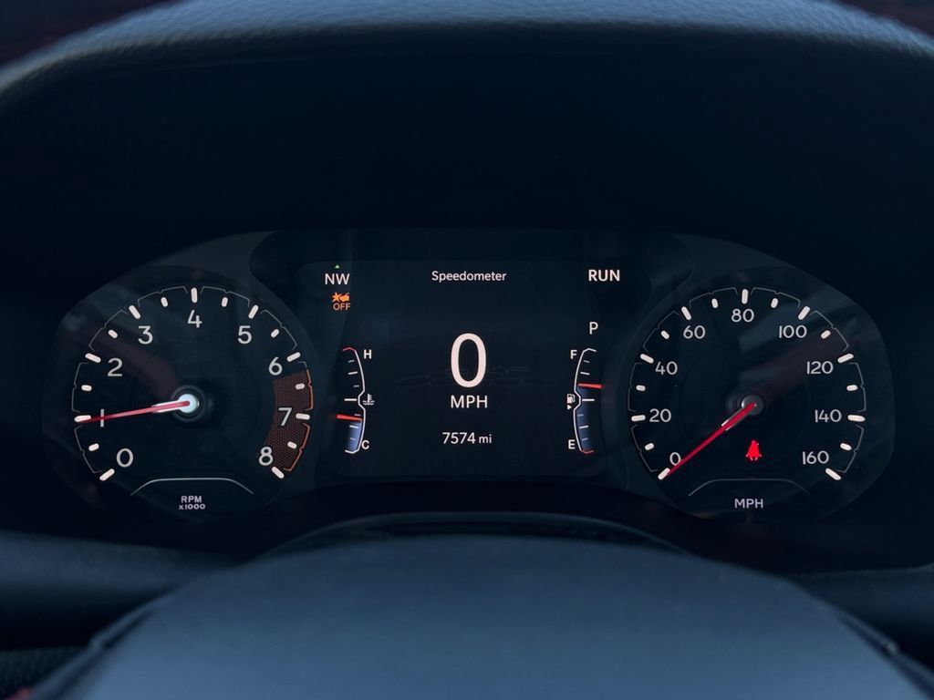 Used 2024 Jeep Compass Trailhawk AWD/4WD image 9