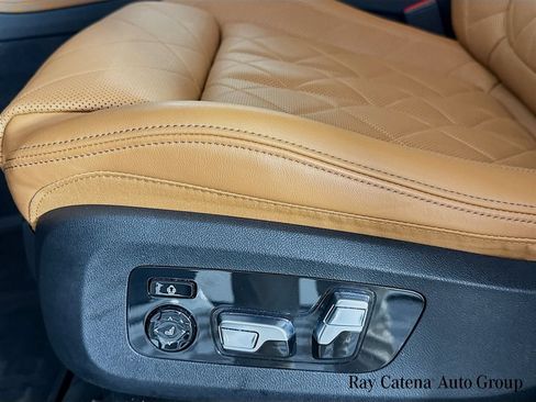 Used 2024 BMW X7 xDrive40i w/ Executive Package AWD/4WD image 20