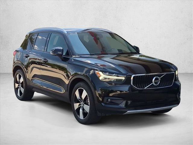 Used 2021 Volvo XC40 T5 Momentum AWD/4WD image 7