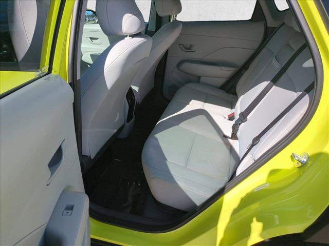 Used 2025 Hyundai Kona SEL AWD/4WD image 17
