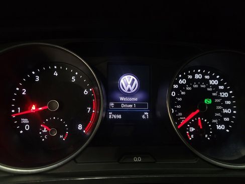 Used 2019 Volkswagen Tiguan S image 23