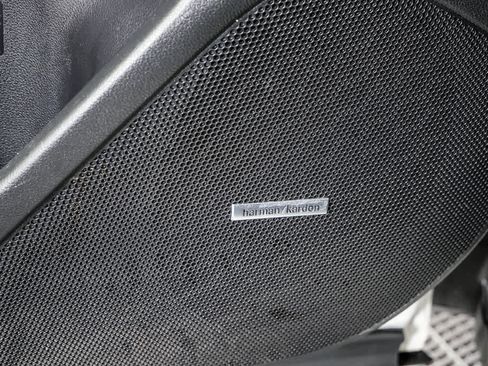 Used 2020 Subaru Forester Touring w/ Popular Package #2 image 12