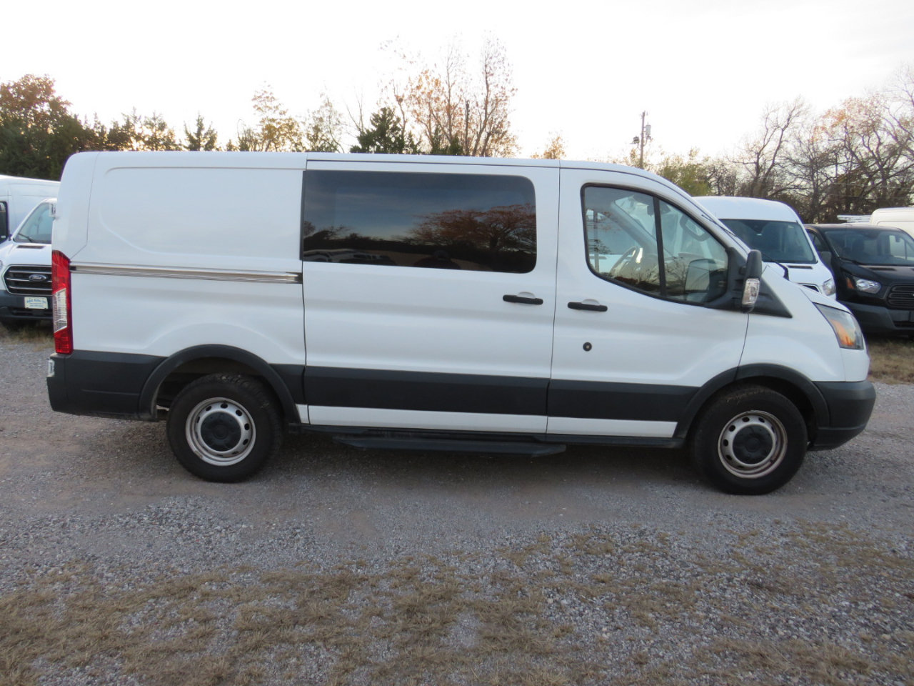 Used 2018 Ford Transit 250 148 High Roof RWD image 32