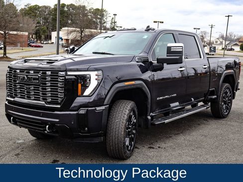 Used 2025 GMC Sierra 2500 Denali Ultimate image 3