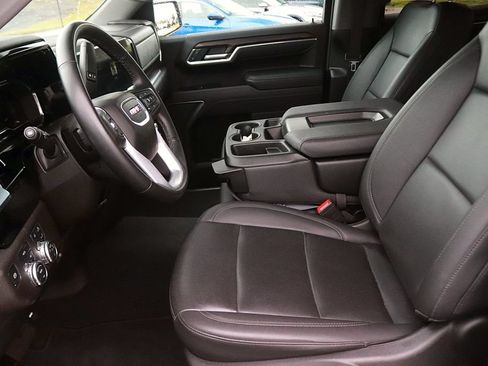 Used 2025 GMC Sierra 1500 SLT AWD/4WD image 15