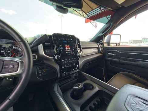 Used 2024 RAM 2500 Laramie w/ Night Edition AWD/4WD image 19