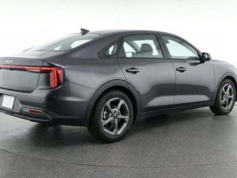 Used 2025 Kia K4 FWD image 9