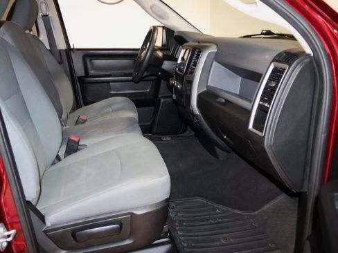 Used 2018 RAM 1500 Express image 53