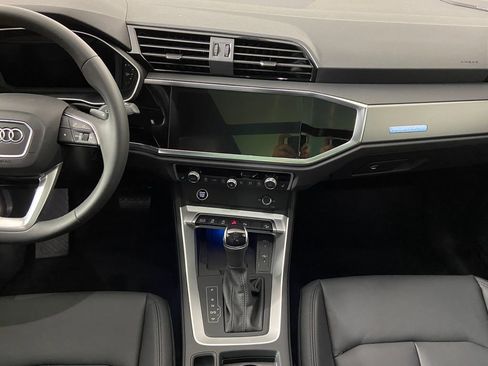 Used 2025 Audi Q3 2.0T Premium Plus w/ Premium Plus Package image 16