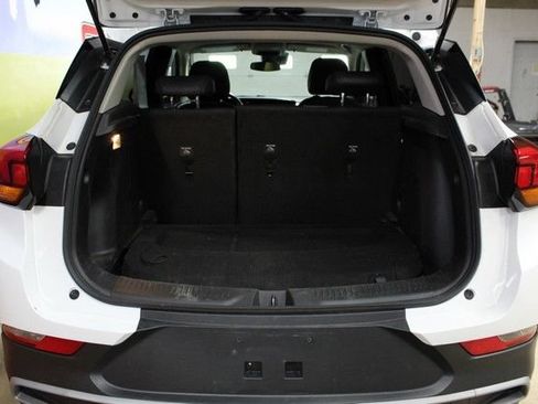 Used 2024 Buick Encore GX Preferred FWD image 5