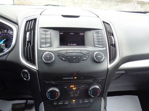 Used 2015 Ford Edge SEL AWD/4WD image 15