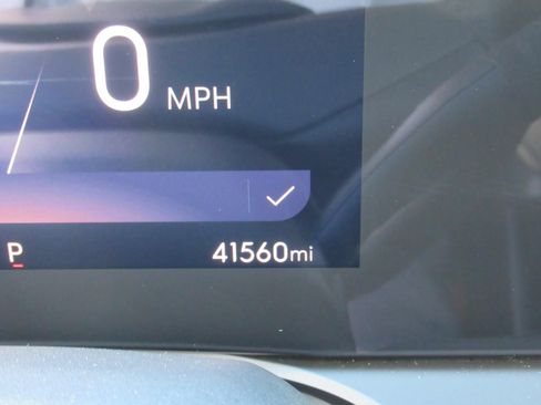 Used 2024 Buick Envista Sport Touring w/ Convenience II Package FWD image 30