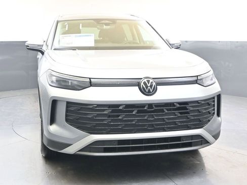 New 2026 Volkswagen Tiguan S image 8