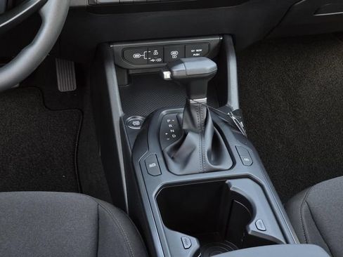 New 2026 Kia K4 FWD image 11