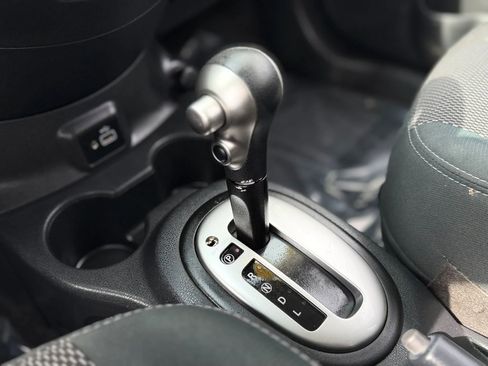 Used 2019 Nissan Versa SV w/ SV Special Edition Package image 38