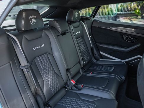 Used 2023 Lamborghini Urus Performante image 33
