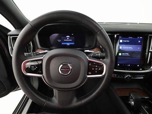Used 2023 Volvo V60 B5 Cross Country Plus image 13